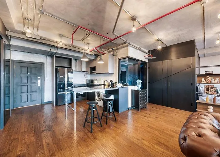Loft Style Skyline 100 Sq.m. Appartamento *