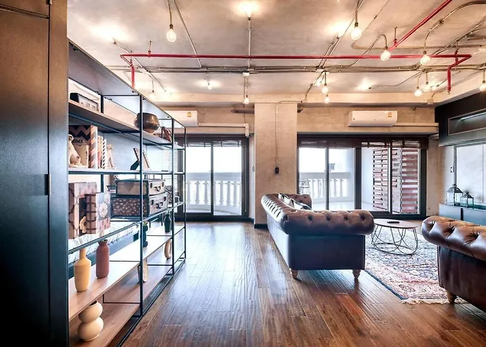 Loft Style Skyline 100 Sq.m. *