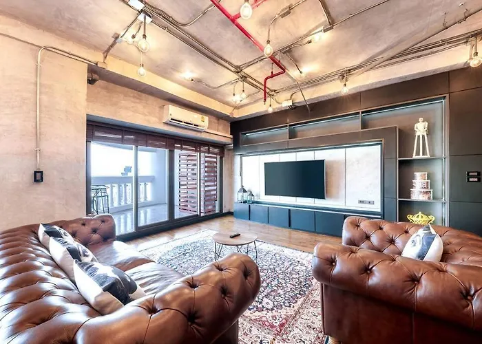Loft Style Skyline 100 Sq.m. *